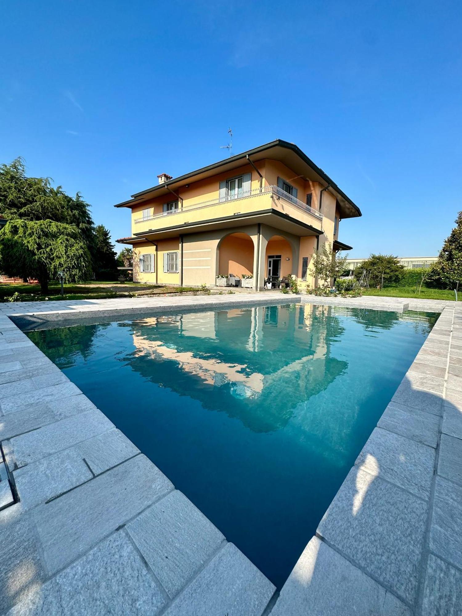 Villa 2 Cassano dʼAdda Esterno foto